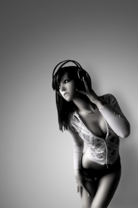 free iphone 4 wallpapers 640x960 emo rock girl